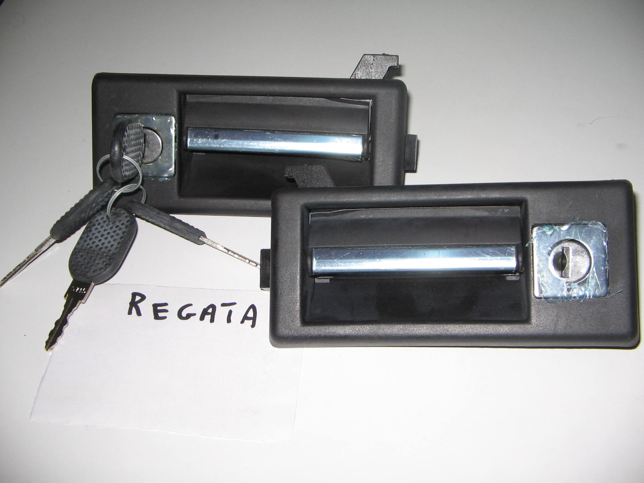 FIAT REGATA COPPIA MANIGLIA N.559